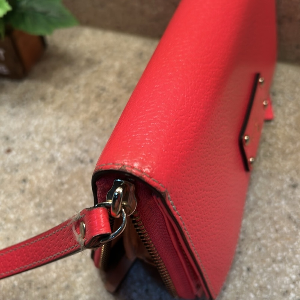 ❤️FINAL PRICE Kate Spade Layton Wellesley Neon Pink Leather Wristlet WLRU1779 - Picture 8 of 14